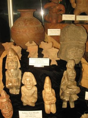  Guardianes: A Celebration of Pre-Columbian Stone Guardians