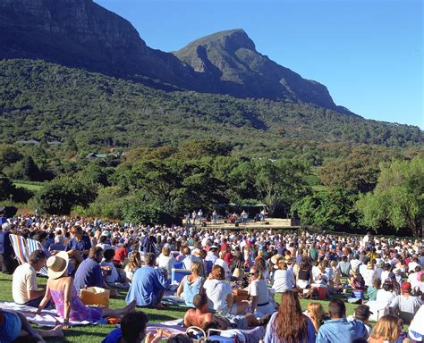   Kirstenbosch: The Garden's Story ：Celebrating Cape Floral Diversity and Weaving Timeless Horticultural Wisdom