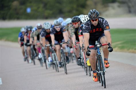 弱虫ペダル 最強：自転車競技の新たな地平線